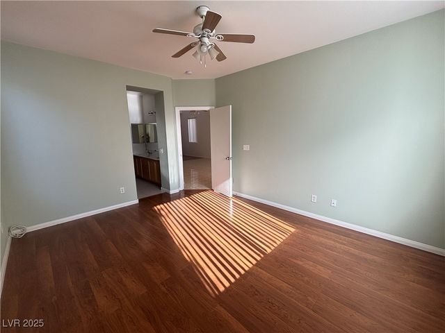 8529 Sonnet Court, Las Vegas, NV 89147