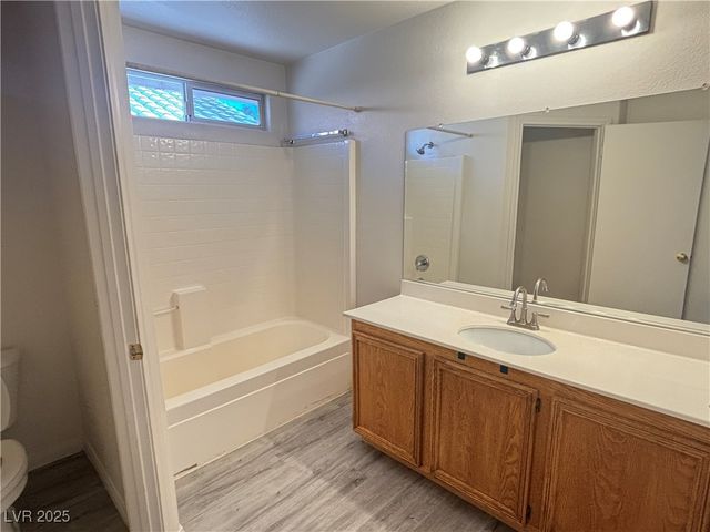 8529 Sonnet Court, Las Vegas, NV 89147