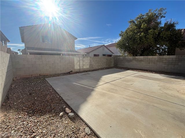 8529 Sonnet Court, Las Vegas, NV 89147