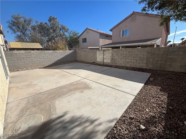 8529 Sonnet Court, Las Vegas, NV 89147