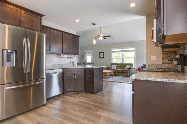 144 Tomahawk Pt, Clarksville, TN 37040