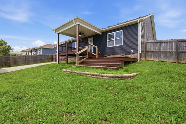 144 Tomahawk Pt, Clarksville, TN 37040