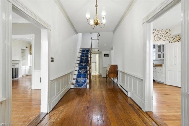 106 London ST, Portsmouth, VA 23704