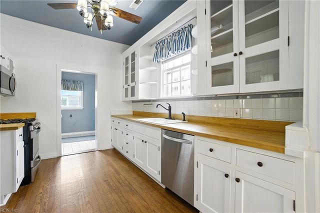 106 London ST, Portsmouth, VA 23704
