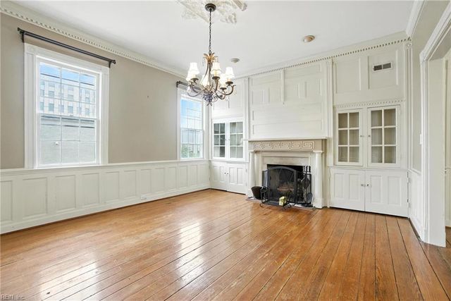 106 London ST, Portsmouth, VA 23704