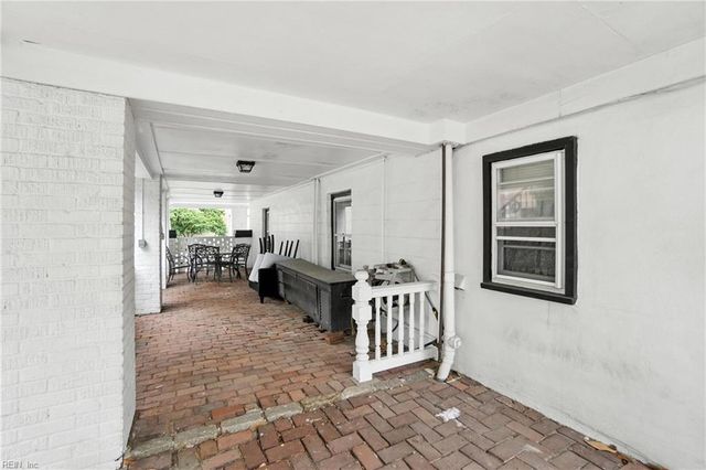106 London ST, Portsmouth, VA 23704