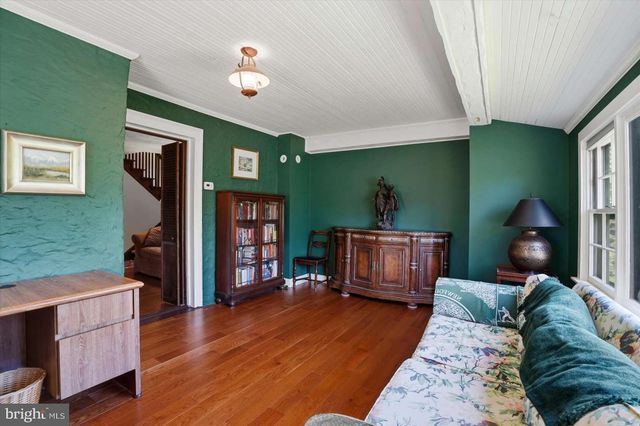 273 STRAFFORD AVE, Wayne, PA 19087