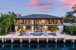 2733 NE 16th St, Fort Lauderdale, FL 33304