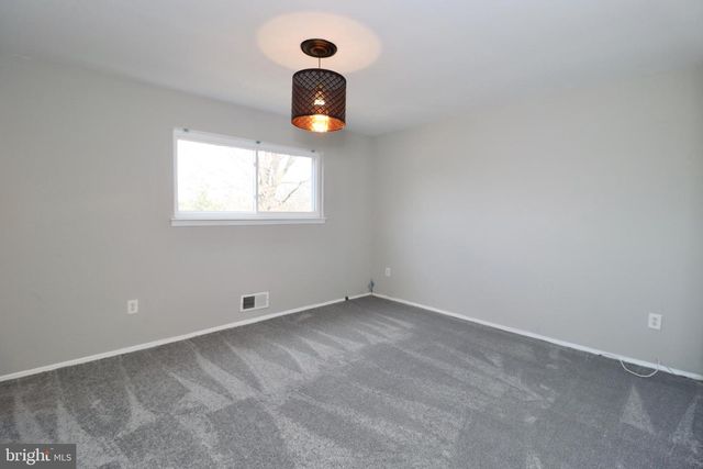 6502 OLD SANDY SPRING RD, Laurel, MD 20707