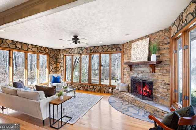 8277 Buchanan Highway, Dallas, GA 30157