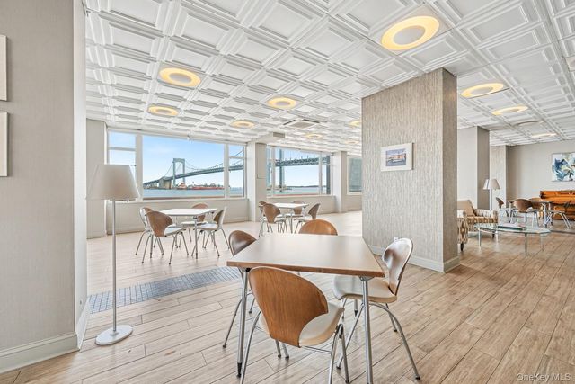 166-25 powells cove blvd 15G, Beechhurst, NY 11357