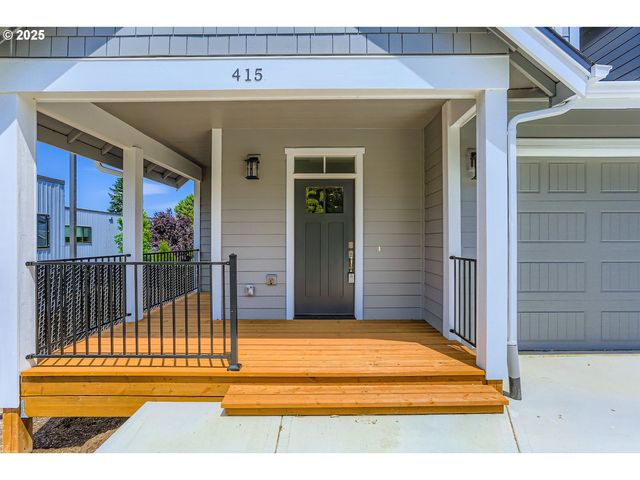 415 PEARL St, Oregon City, OR 97045
