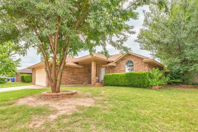 2057 Rising Hill Drive, Norman, OK 73071