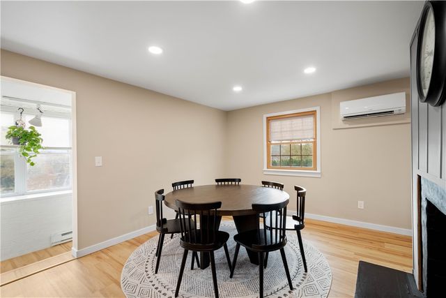 615 Mcgovern Rd, Chartiers, PA 15342