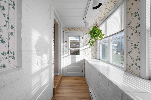 615 Mcgovern Rd, Chartiers, PA 15342