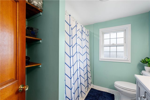 615 Mcgovern Rd, Chartiers, PA 15342