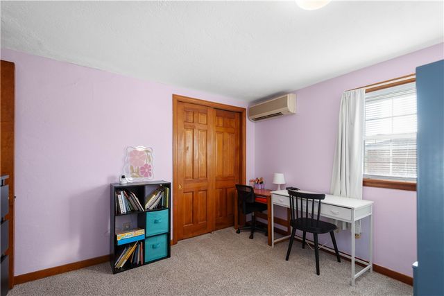 615 Mcgovern Rd, Chartiers, PA 15342