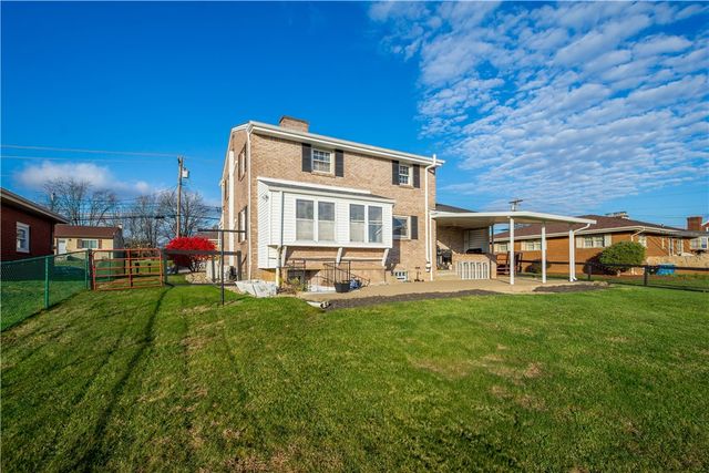 615 Mcgovern Rd, Chartiers, PA 15342