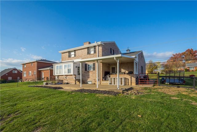 615 Mcgovern Rd, Chartiers, PA 15342