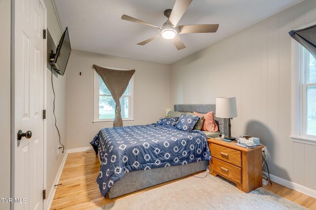 20066 Haskell Station Road, Bristol, VA 24202