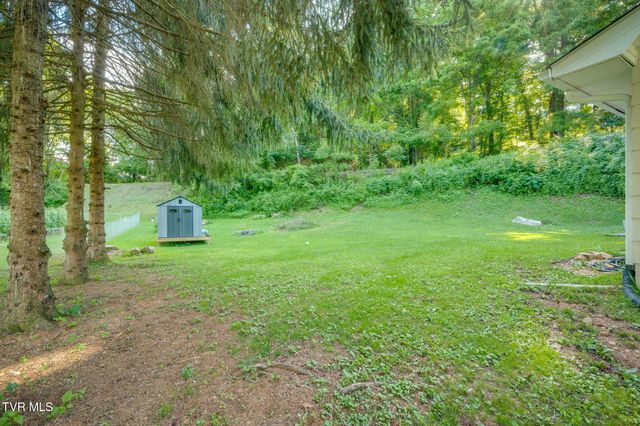 20066 Haskell Station Road, Bristol, VA 24202