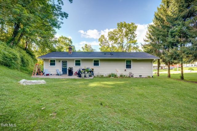 20066 Haskell Station Road, Bristol, VA 24202