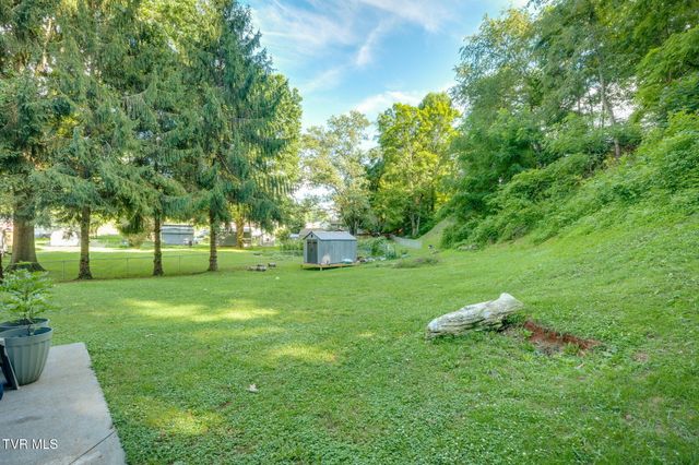 20066 Haskell Station Road, Bristol, VA 24202