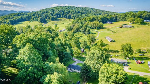 20066 Haskell Station Road, Bristol, VA 24202
