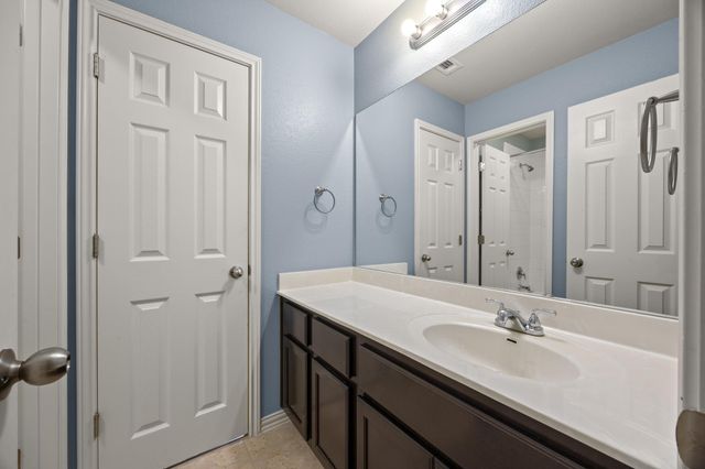 2572 Santa Barbara LOOP, Round Rock, TX 78665