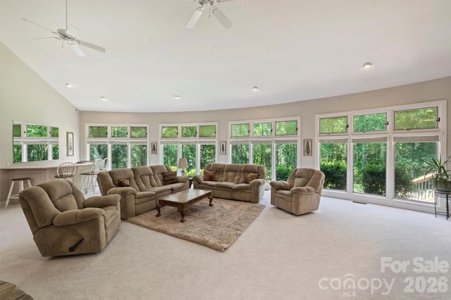 3301 Providence Plantation Lane, Charlotte, NC 28270