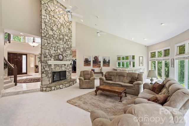 3301 Providence Plantation Lane, Charlotte, NC 28270