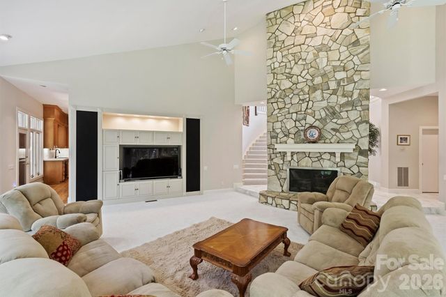 3301 Providence Plantation Lane, Charlotte, NC 28270
