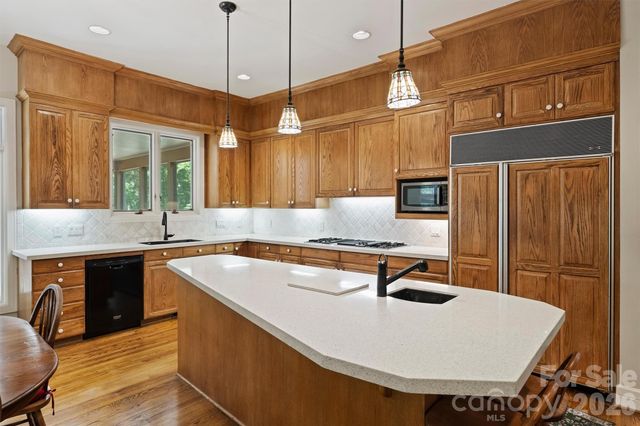 3301 Providence Plantation Lane, Charlotte, NC 28270