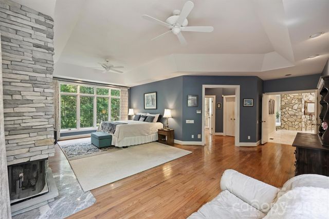 3301 Providence Plantation Lane, Charlotte, NC 28270