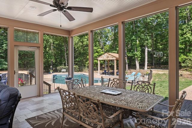3301 Providence Plantation Lane, Charlotte, NC 28270
