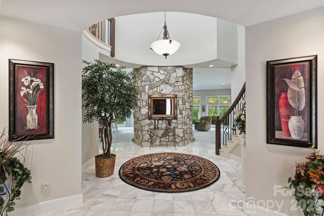 3301 Providence Plantation Lane, Charlotte, NC 28270