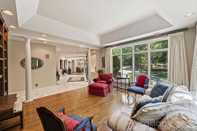 3301 Providence Plantation Lane, Charlotte, NC 28270