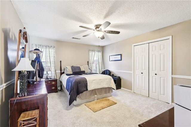 657 Thornapple Trail, Lawrenceville, GA 30046