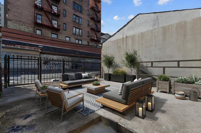 2571 Bainbridge Avenue, Bronx, NY 10458