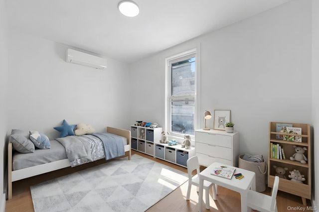 2571 Bainbridge Avenue, Bronx, NY 10458