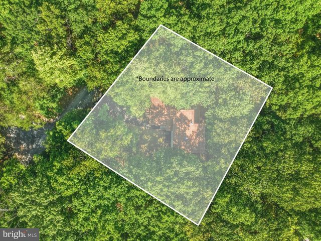 309 LOCUST LN, Mount Jackson, VA 22842