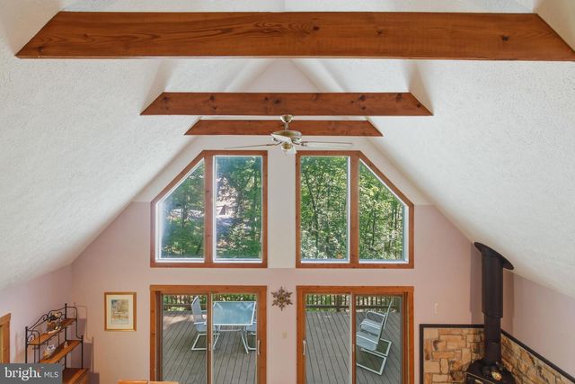 309 LOCUST LN, Mount Jackson, VA 22842