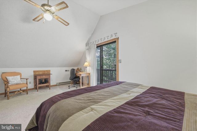 309 LOCUST LN, Mount Jackson, VA 22842