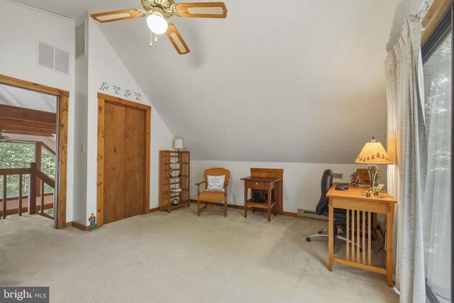 309 LOCUST LN, Mount Jackson, VA 22842