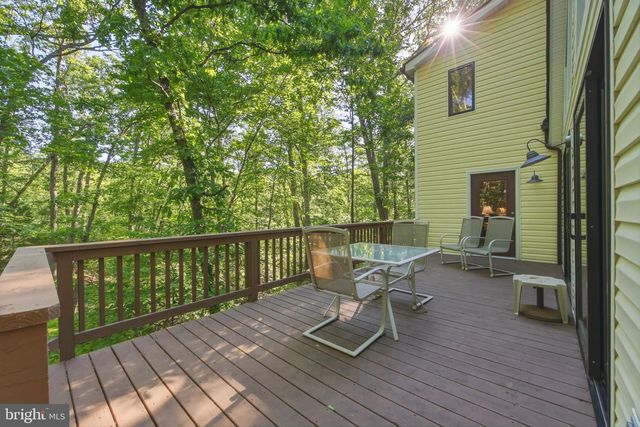 309 LOCUST LN, Mount Jackson, VA 22842