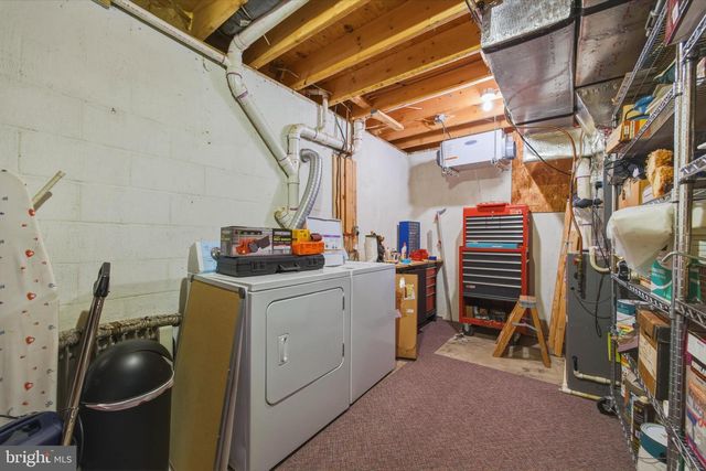 309 LOCUST LN, Mount Jackson, VA 22842