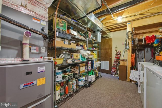 309 LOCUST LN, Mount Jackson, VA 22842