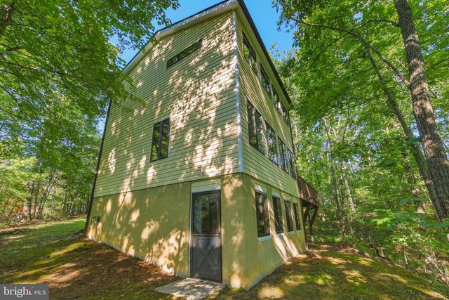 309 LOCUST LN, Mount Jackson, VA 22842