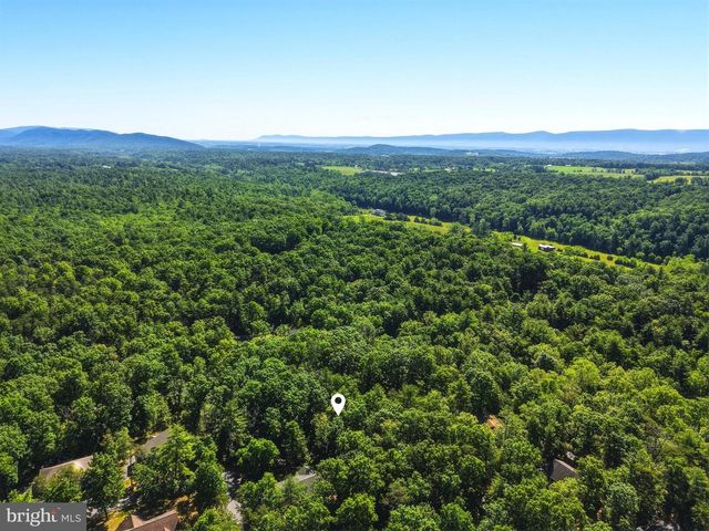309 LOCUST LN, Mount Jackson, VA 22842