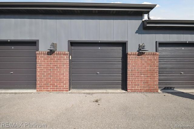 1260 Diamond Court A, Royal Oak, MI 48067